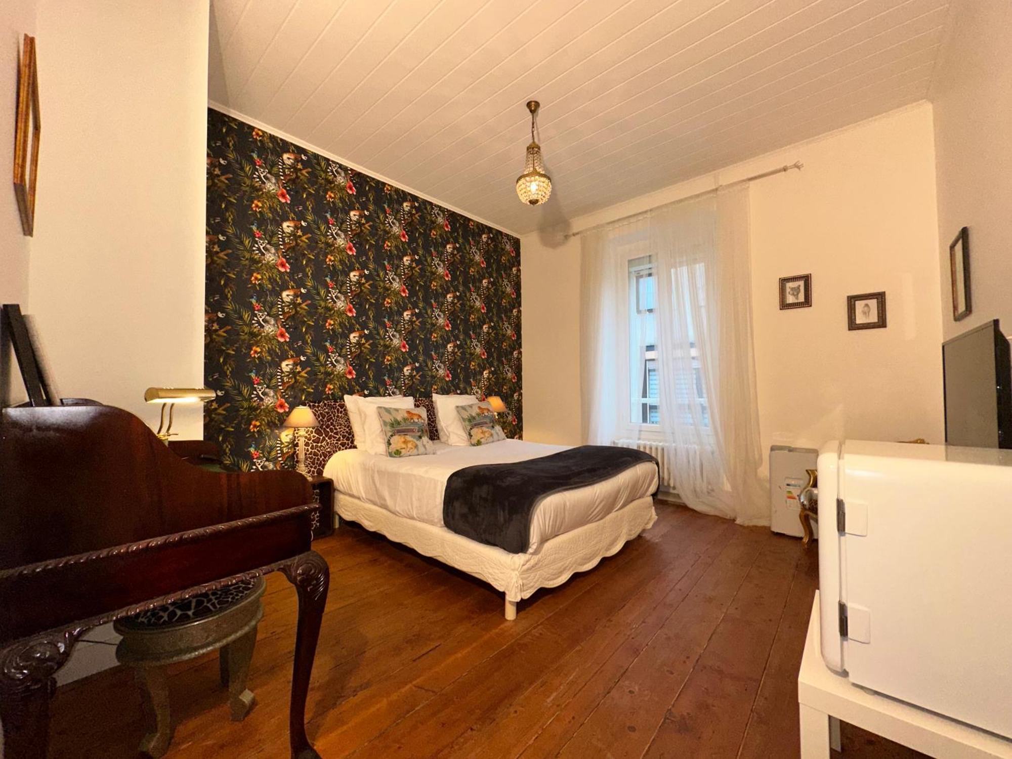 ลา แมซง บล็องช์ Bed & Breakfast เบลย์ ภายนอก รูปภาพ