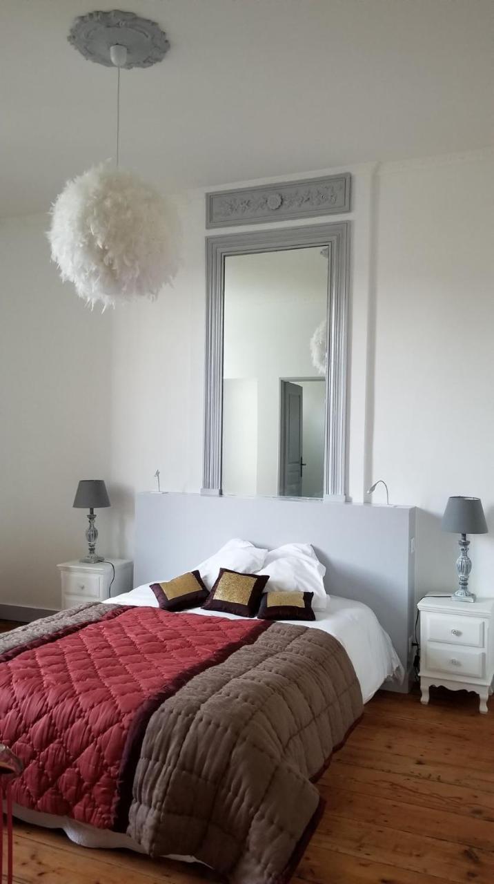 ลา แมซง บล็องช์ Bed & Breakfast เบลย์ ภายนอก รูปภาพ